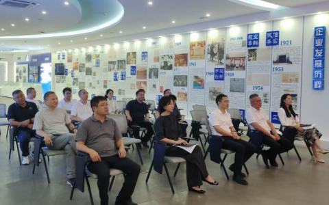 浦江县委常委、组织部部长王甲元一行莅临杭机股份开展调研