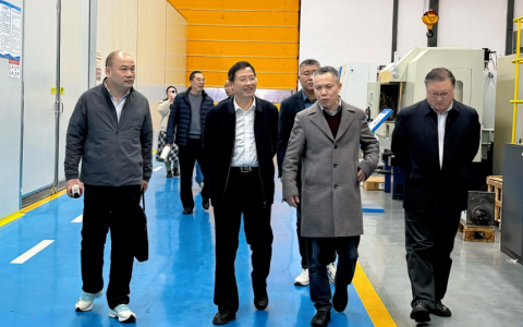 市人大常委会副主任金时刚走访杭机开展助企调研